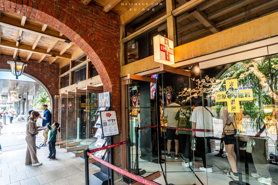 【台中美食】喫茶Sénmi～藏身在老宅五樓的甜點咖啡廳！台中老宅咖啡推薦，必點昭和布丁、牛油吐司。台中火車站美食推薦