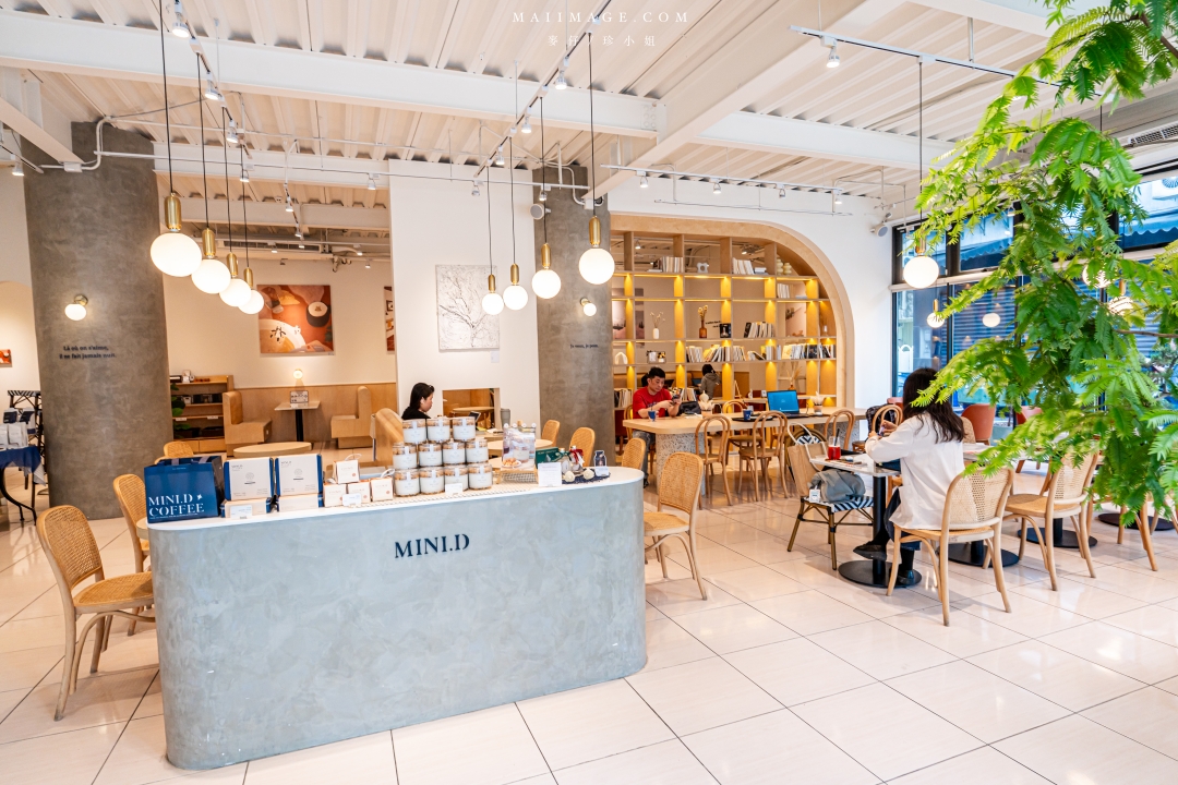 【台中美食】喫茶Sénmi～藏身在老宅五樓的甜點咖啡廳！台中老宅咖啡推薦，必點昭和布丁、牛油吐司。台中火車站美食推薦