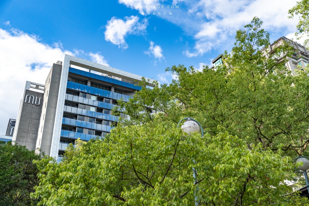 宜蘭礁溪溫泉散策～來礁溪不要只有泡湯，沿著礁溪轉運站旅遊服務中心來個不一樣的溫泉旅行，必去礁溪公園、足浴一條街，人人都是足浴特派員。