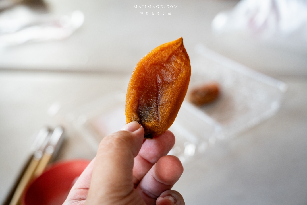 【新竹縣新埔散策】味衛佳柿餅觀光農場園區～10月限定金黃柿影滿山頭，秋日限定的甜蜜曬柿時光。