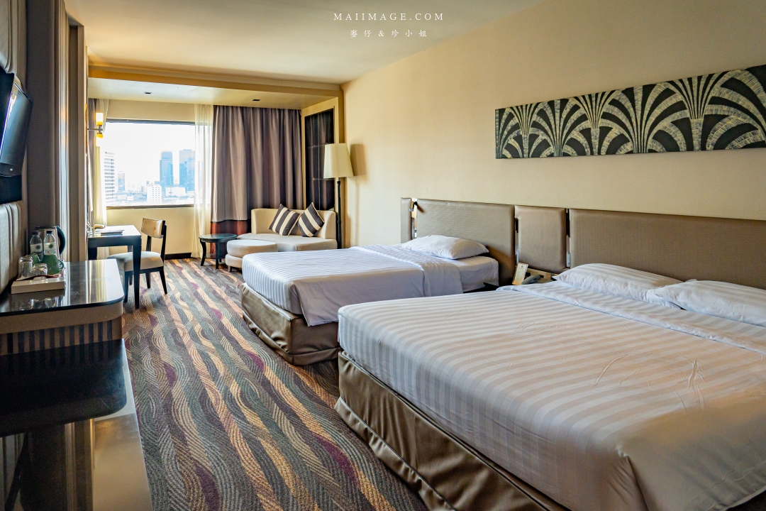 【泰國住宿推薦】Royal Benja Hotel皇家本佳飯店～24小時開放的泰式餐廳想吃隨時吃得到，泰國曼谷BTS NANA區住宿推薦