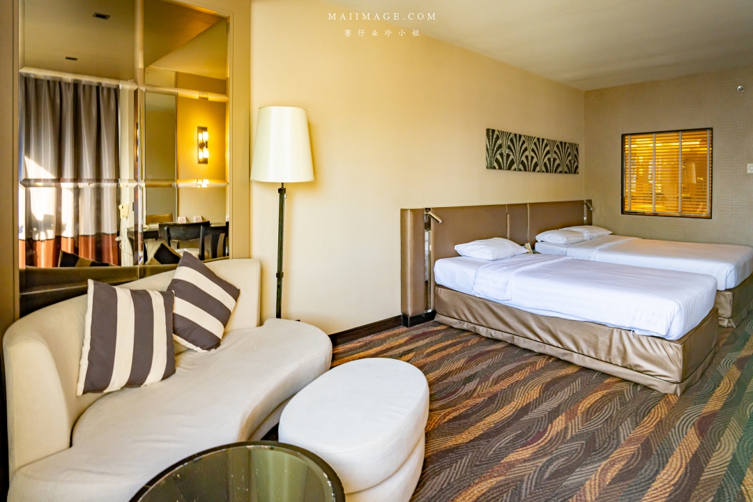 【泰國住宿推薦】Royal Benja Hotel皇家本佳飯店～24小時開放的泰式餐廳想吃隨時吃得到，泰國曼谷BTS NANA區住宿推薦