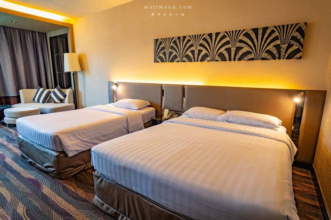 【泰國住宿推薦】Royal Benja Hotel皇家本佳飯店～24小時開放的泰式餐廳想吃隨時吃得到，泰國曼谷BTS NANA區住宿推薦