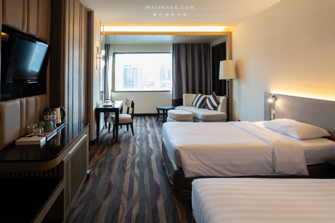 【泰國住宿推薦】Royal Benja Hotel皇家本佳飯店～24小時開放的泰式餐廳想吃隨時吃得到，泰國曼谷BTS NANA區住宿推薦