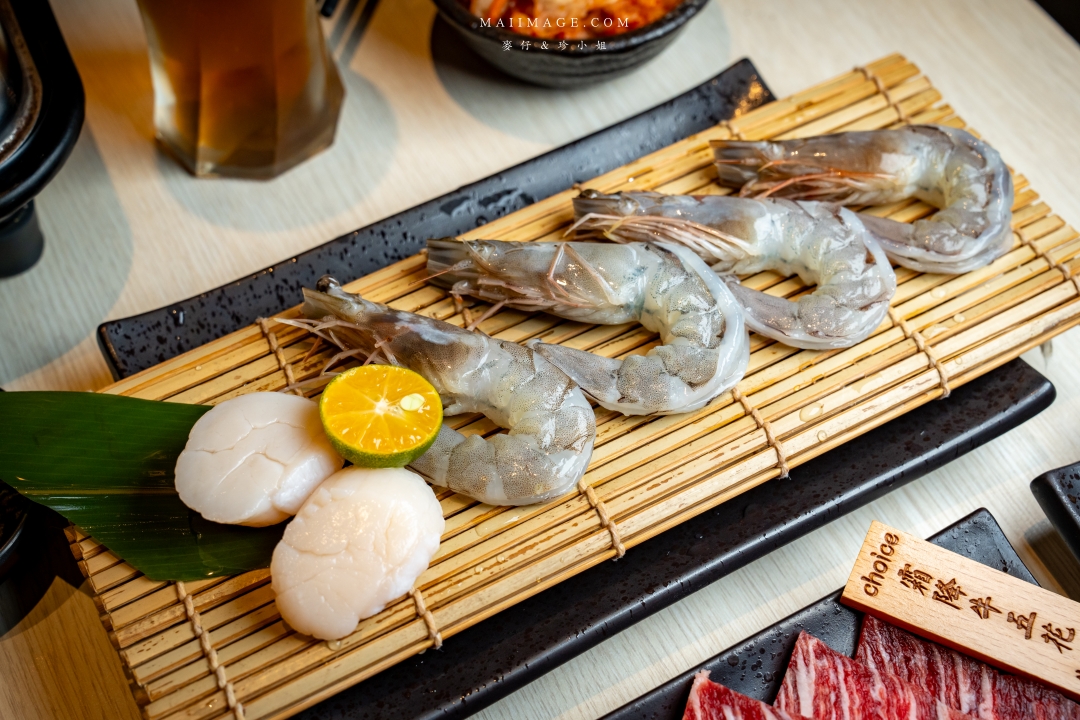 【新店美食】牛燒肉Yakiniku～頂級和牛海陸雙人套餐價格親民又實惠！澳洲Ｍ9和牛燒肉一個人千元有找，新店日式和牛燒肉推薦，新店七張站美食推薦。