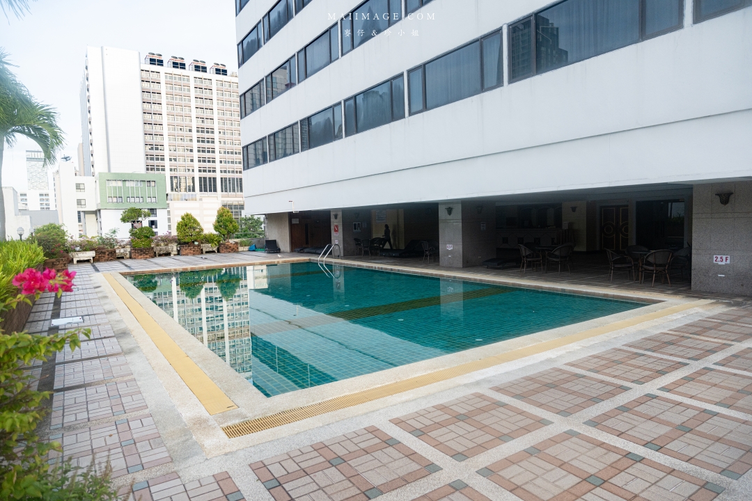 【泰國住宿推薦】Royal Benja Hotel皇家本佳飯店～24小時開放的泰式餐廳想吃隨時吃得到，泰國曼谷BTS NANA區住宿推薦