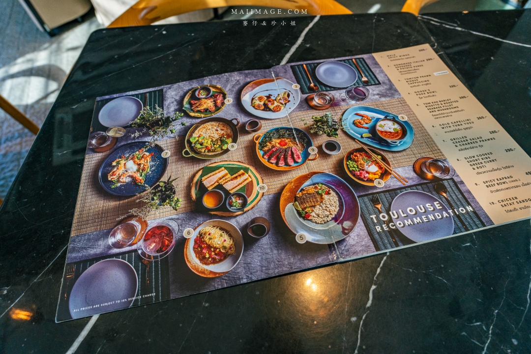 【曼谷咖啡】GOOSE CAFE～曼谷BTS帕卡儂站 Phra Khanong (E8)咖啡館推薦，整間店都是『鵝』元素。曼谷BTS美食推薦