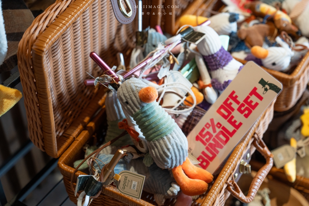 【曼谷咖啡】GOOSE CAFE～曼谷BTS帕卡儂站 Phra Khanong (E8)咖啡館推薦，整間店都是『鵝』元素。曼谷BTS美食推薦