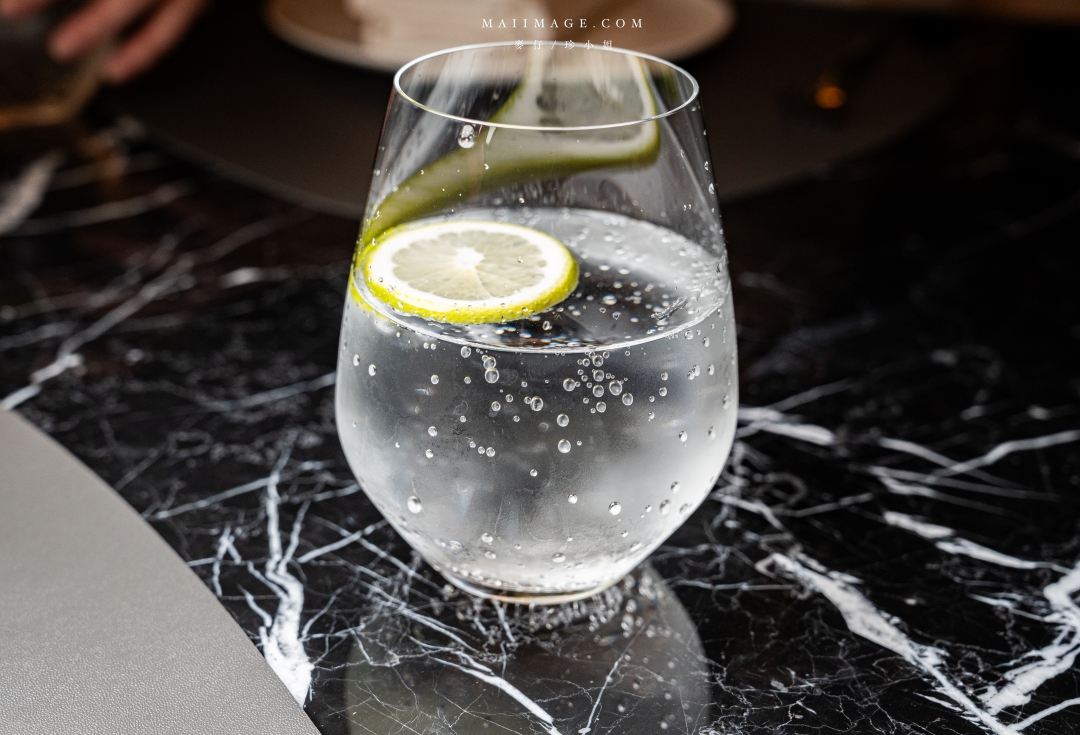 【台北美食】 Théorie Theory 法式牛排館～900度超級烤箱製作的頂級法式牛排，台北新開幕約會餐廳推薦、捷運忠孝復興站美食