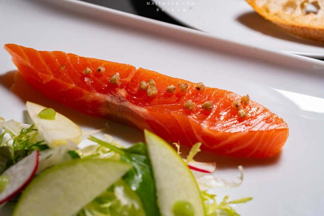 【台北美食】 Théorie Theory 法式牛排館～900度超級烤箱製作的頂級法式牛排，台北新開幕約會餐廳推薦、捷運忠孝復興站美食