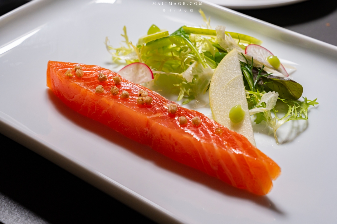 【台北美食】 Théorie Theory 法式牛排館～900度超級烤箱製作的頂級法式牛排，台北新開幕約會餐廳推薦、捷運忠孝復興站美食