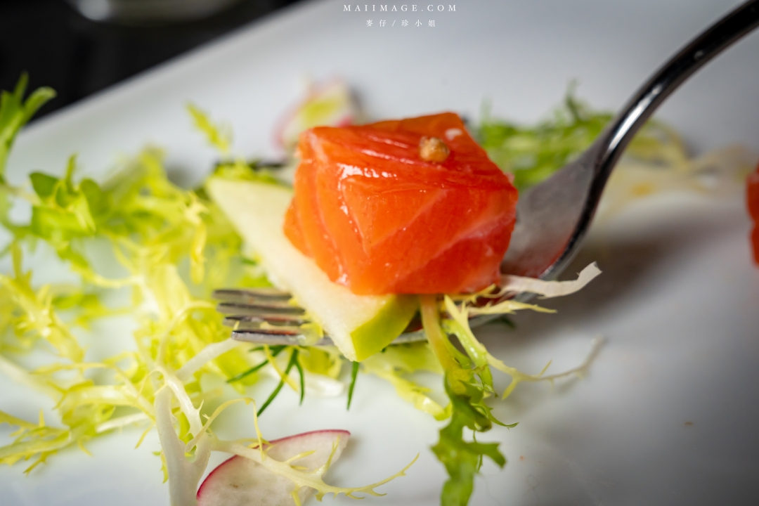 【台北美食】 Théorie Theory 法式牛排館～900度超級烤箱製作的頂級法式牛排，台北新開幕約會餐廳推薦、捷運忠孝復興站美食