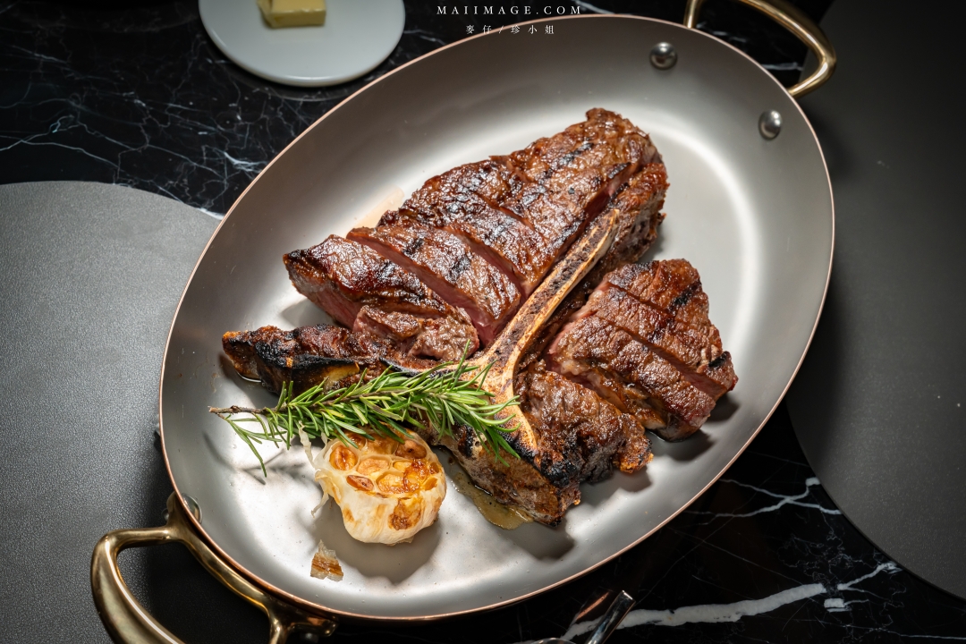 【台北美食】 Théorie Theory 法式牛排館～900度超級烤箱製作的頂級法式牛排，台北新開幕約會餐廳推薦、捷運忠孝復興站美食