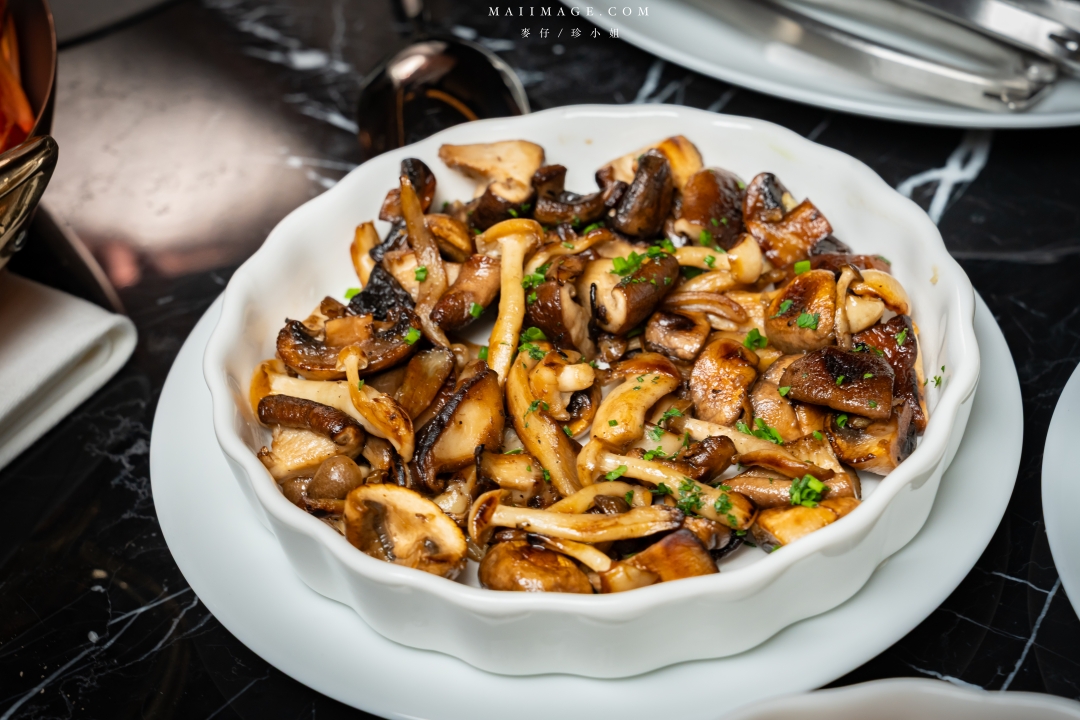 【台北美食】 Théorie Theory 法式牛排館～900度超級烤箱製作的頂級法式牛排，台北新開幕約會餐廳推薦、捷運忠孝復興站美食