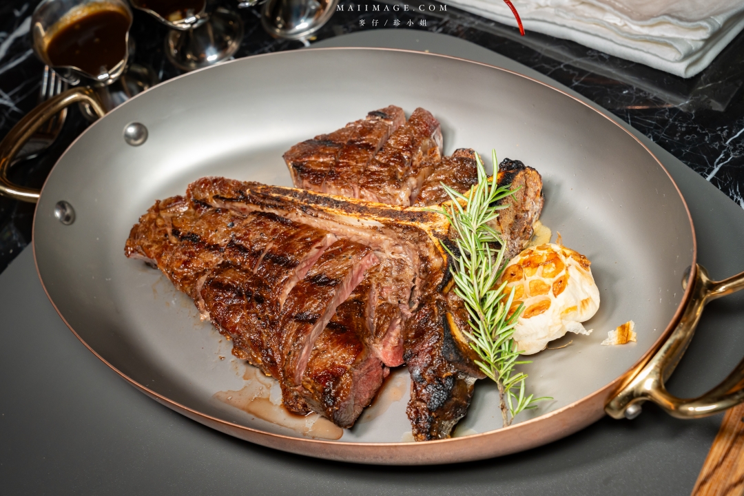 【台北美食】 Théorie Theory 法式牛排館～900度超級烤箱製作的頂級法式牛排，台北新開幕約會餐廳推薦、捷運忠孝復興站美食