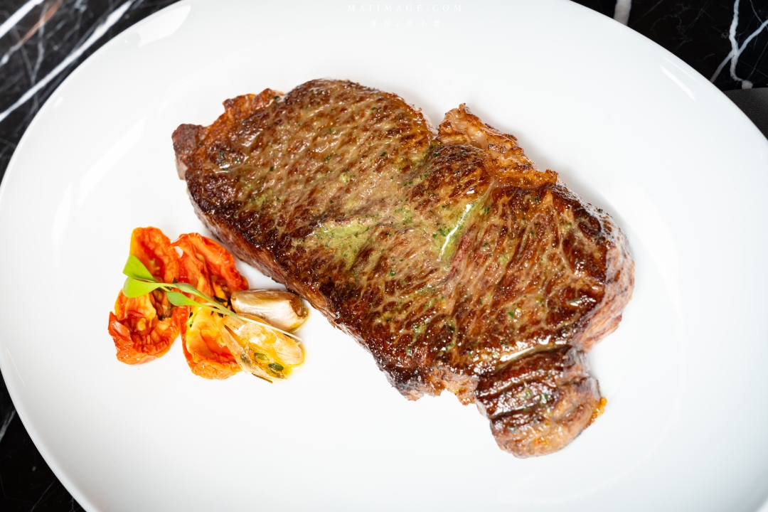 【台北美食】 Théorie Theory 法式牛排館～900度超級烤箱製作的頂級法式牛排，台北新開幕約會餐廳推薦、捷運忠孝復興站美食