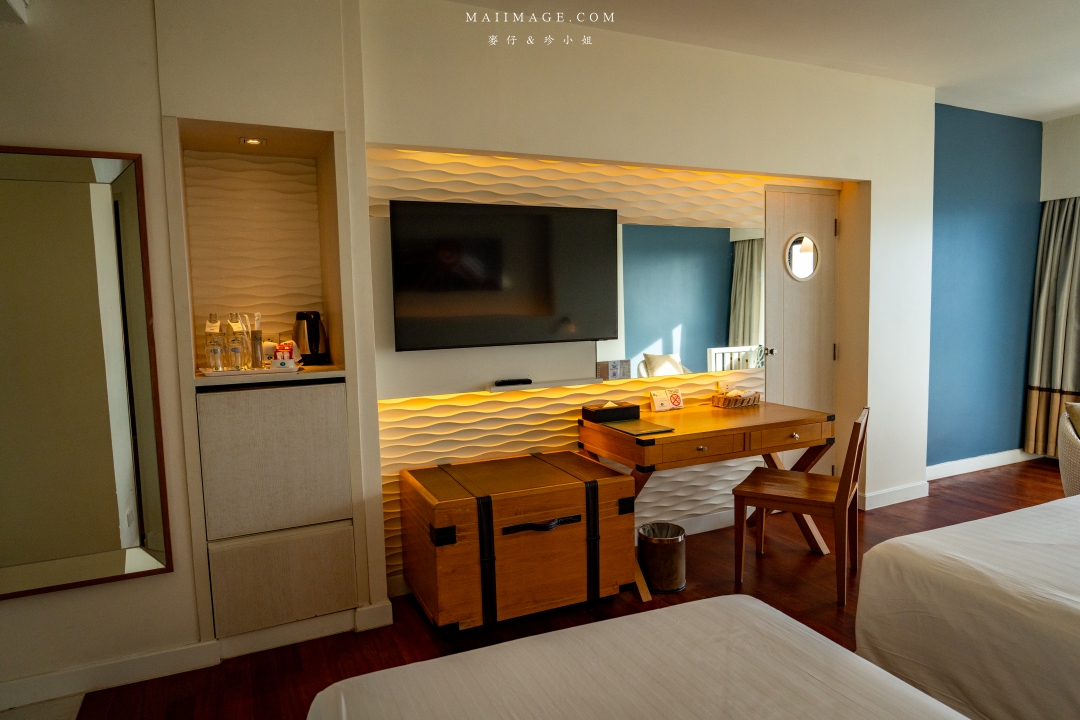 【泰國芭達雅住宿】Jomtien Palm Beach Hotel & Resort ~百萬海景房芭達雅中天海灘飯店推薦。飯店內就有設置保齡球館還有河道式無邊際泳池,渡假首選。 【泰國芭達雅住宿】Jomtien Palm Beach Hotel & Resort ~百萬海景房芭達雅中天海灘飯店推薦。飯店內就有設置保齡球館還有河道式無邊際泳池,渡假首選。