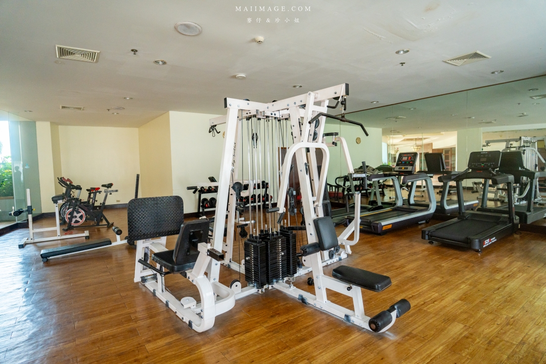 【泰國芭達雅住宿】Jomtien Palm Beach Hotel & Resort ~百萬海景房芭達雅中天海灘飯店推薦。飯店內就有設置保齡球館還有河道式無邊際泳池,渡假首選。 【泰國芭達雅住宿】Jomtien Palm Beach Hotel & Resort ~百萬海景房芭達雅中天海灘飯店推薦。飯店內就有設置保齡球館還有河道式無邊際泳池,渡假首選。