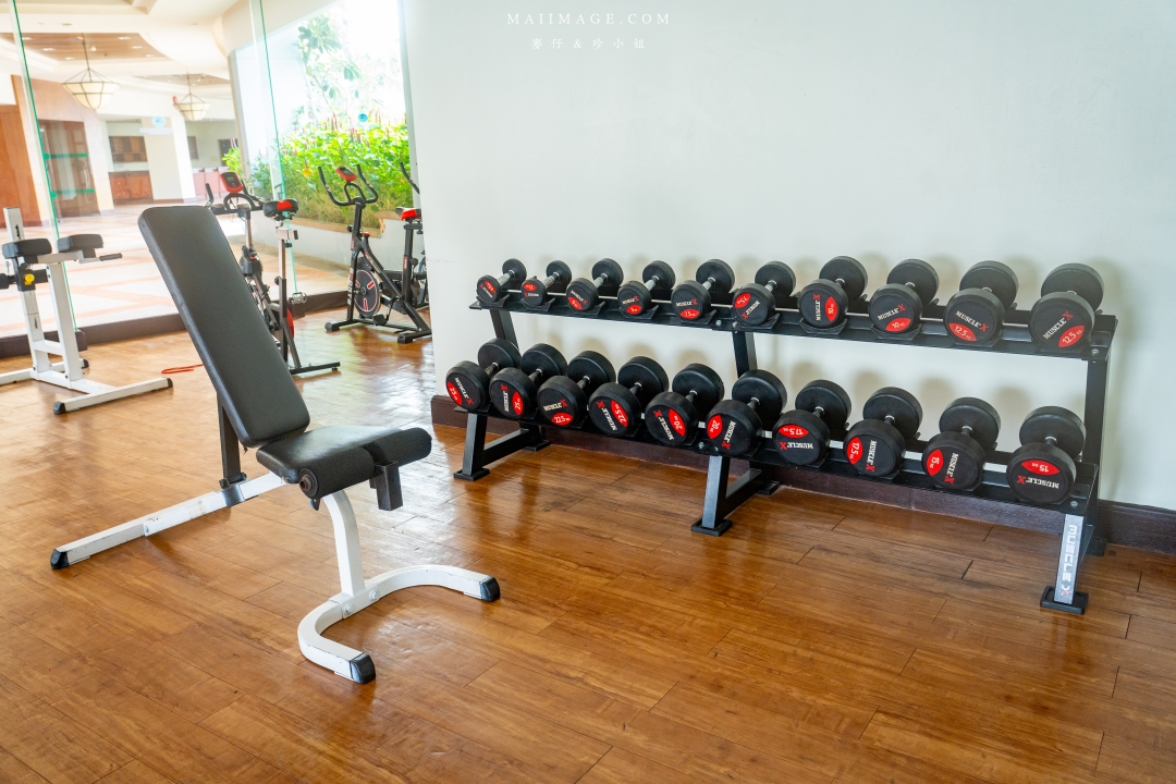 【泰國芭達雅住宿】Jomtien Palm Beach Hotel & Resort ~百萬海景房芭達雅中天海灘飯店推薦。飯店內就有設置保齡球館還有河道式無邊際泳池,渡假首選。 【泰國芭達雅住宿】Jomtien Palm Beach Hotel & Resort ~百萬海景房芭達雅中天海灘飯店推薦。飯店內就有設置保齡球館還有河道式無邊際泳池,渡假首選。