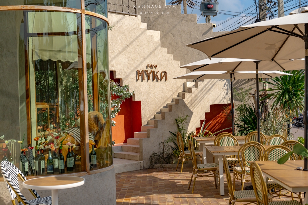 【芭達雅咖啡推薦】CASA MYCA คาซ่ามิก้า~Jomtien Palm Beach Hotel & Resort旁的純白系質感空間,摩洛哥風格設計相當好拍。Pattaya Dontan Beach旅遊隱藏版行程推薦 【芭達雅咖啡推薦】CASA MYCA คาซ่ามิก้า~Jomtien Palm Beach Hotel & Resort旁的純白系質感空間,摩洛哥風格設計相當好拍。Pattaya Dontan Beach旅遊隱藏版行程推薦