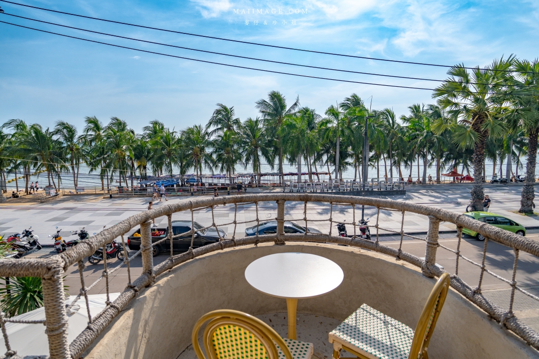 【芭達雅咖啡推薦】CASA MYCA คาซ่ามิก้า~Jomtien Palm Beach Hotel & Resort旁的純白系質感空間,摩洛哥風格設計相當好拍。Pattaya Dontan Beach旅遊隱藏版行程推薦 【芭達雅咖啡推薦】CASA MYCA คาซ่ามิก้า~Jomtien Palm Beach Hotel & Resort旁的純白系質感空間,摩洛哥風格設計相當好拍。Pattaya Dontan Beach旅遊隱藏版行程推薦
