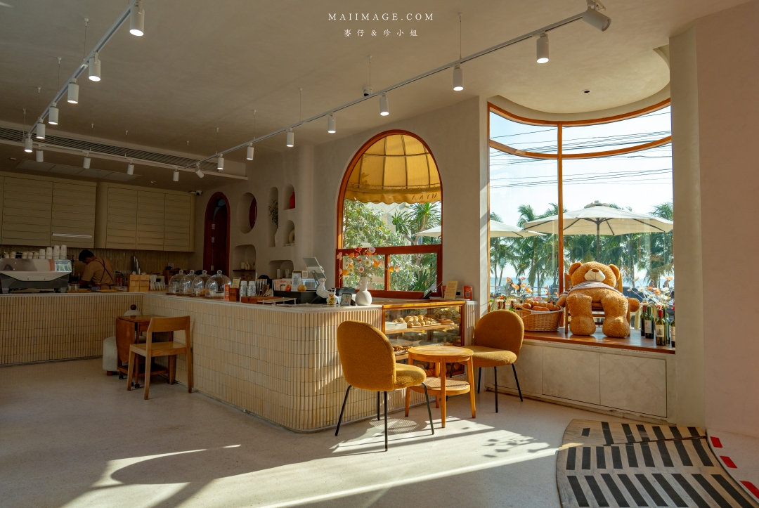 【芭達雅咖啡推薦】CASA MYCA คาซ่ามิก้า~Jomtien Palm Beach Hotel & Resort旁的純白系質感空間,摩洛哥風格設計相當好拍。Pattaya Dontan Beach旅遊隱藏版行程推薦 【芭達雅咖啡推薦】CASA MYCA คาซ่ามิก้า~Jomtien Palm Beach Hotel & Resort旁的純白系質感空間,摩洛哥風格設計相當好拍。Pattaya Dontan Beach旅遊隱藏版行程推薦