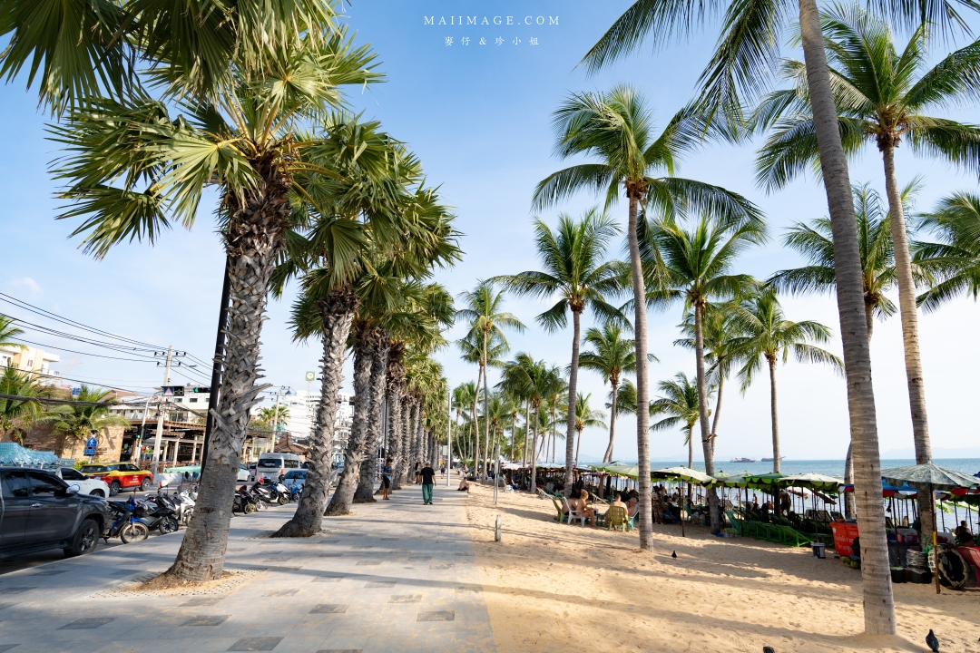【芭達雅咖啡推薦】CASA MYCA คาซ่ามิก้า~Jomtien Palm Beach Hotel & Resort旁的純白系質感空間,摩洛哥風格設計相當好拍。Pattaya Dontan Beach旅遊隱藏版行程推薦 【芭達雅咖啡推薦】CASA MYCA คาซ่ามิก้า~Jomtien Palm Beach Hotel & Resort旁的純白系質感空間,摩洛哥風格設計相當好拍。Pattaya Dontan Beach旅遊隱藏版行程推薦