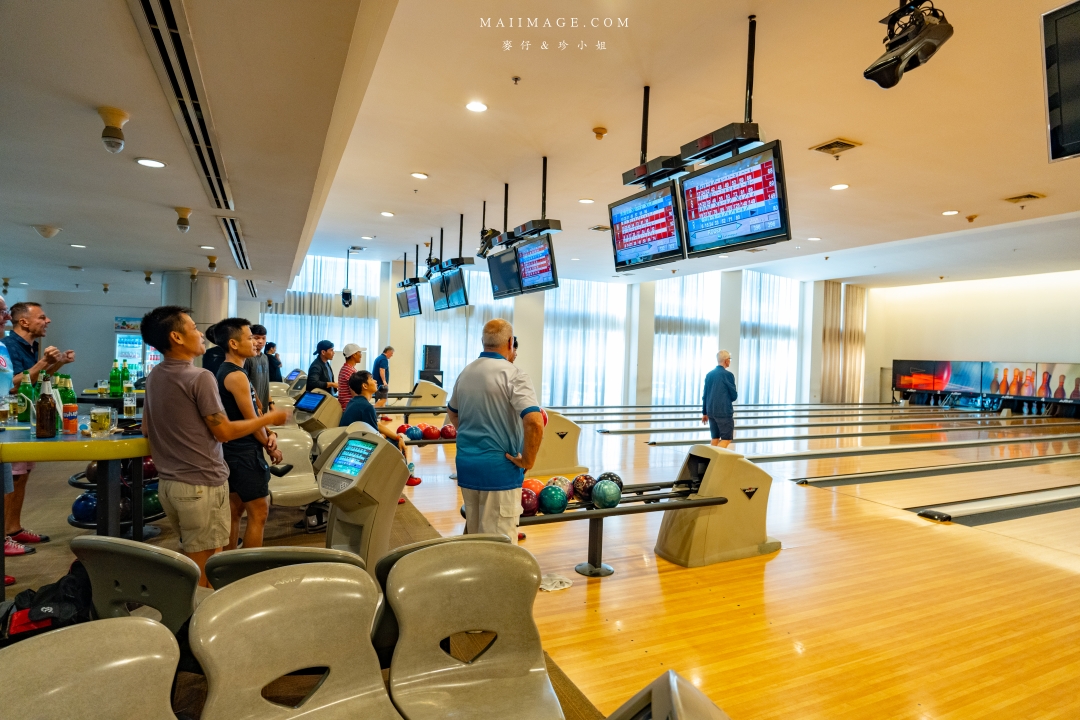 【泰國芭達雅住宿】Jomtien Palm Beach Hotel & Resort ~百萬海景房芭達雅中天海灘飯店推薦。飯店內就有設置保齡球館還有河道式無邊際泳池,渡假首選。 【泰國芭達雅住宿】Jomtien Palm Beach Hotel & Resort ~百萬海景房芭達雅中天海灘飯店推薦。飯店內就有設置保齡球館還有河道式無邊際泳池,渡假首選。