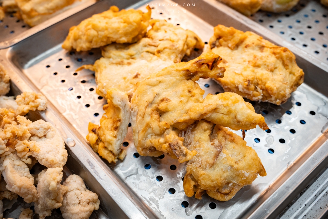 【基隆美食】鮮樂炸雞 基隆總店~基隆在地人都推薦的高人氣炸雞專賣店,必點獨家小卷天婦羅、脆皮雞排。基隆信義區美食、基隆廟口夜市美食 【基隆美食】鮮樂炸雞 基隆總店~基隆在地人都推薦的高人氣炸雞專賣店,必點獨家小卷天婦羅、脆皮雞排。基隆信義區美食、基隆廟口夜市美食