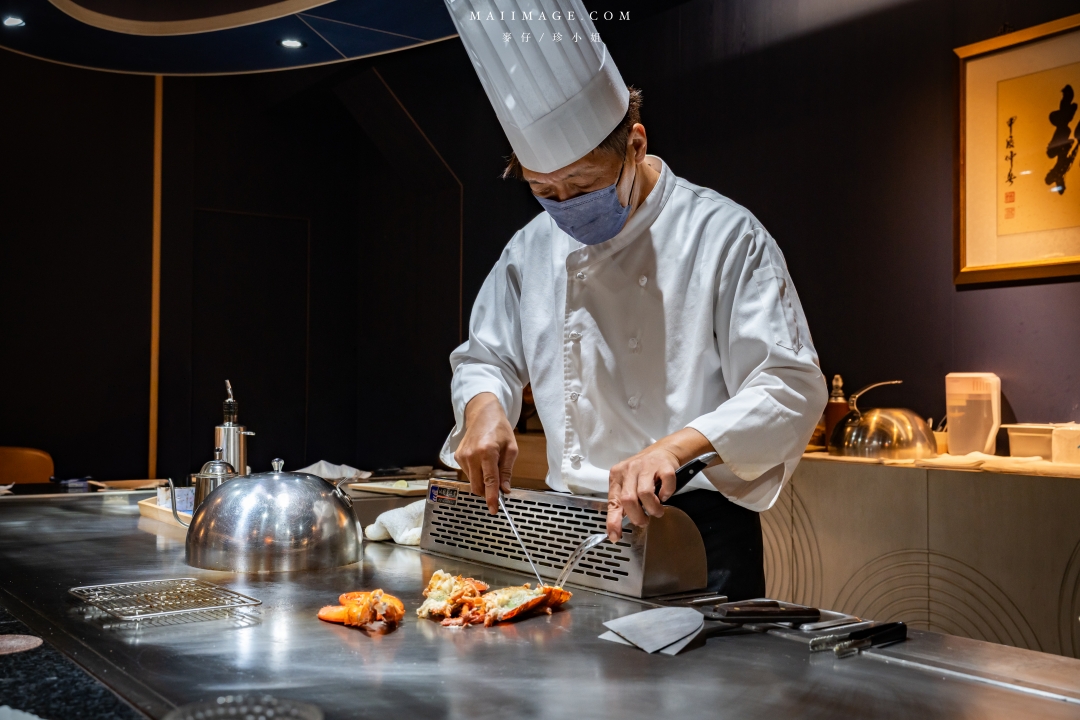 【桃園中壢美食】粋 割烹鐵板燒～隱身在二樓的全預約制無菜單鐵板燒，一個價位可以享受海陸雙主餐。老闆用料不手軟價格又實惠。中壢頂級鐵板燒推薦、中壢約會餐廳推薦