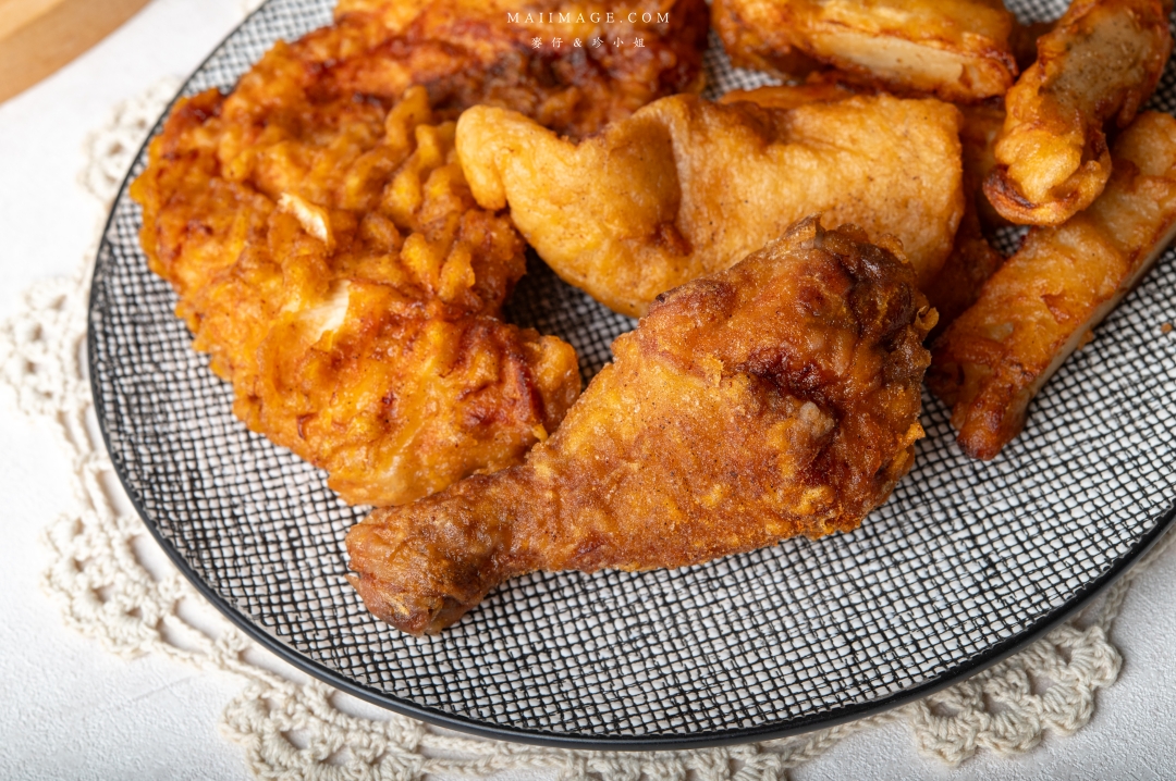 【基隆美食】鮮樂炸雞 基隆總店~基隆在地人都推薦的高人氣炸雞專賣店,必點獨家小卷天婦羅、脆皮雞排。基隆信義區美食、基隆廟口夜市美食 【基隆美食】鮮樂炸雞 基隆總店~基隆在地人都推薦的高人氣炸雞專賣店,必點獨家小卷天婦羅、脆皮雞排。基隆信義區美食、基隆廟口夜市美食