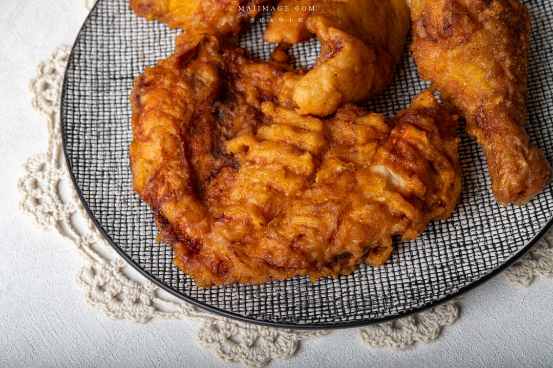 【基隆美食】鮮樂炸雞 基隆總店～基隆在地人都推薦的高人氣炸雞專賣店，必點獨家小卷天婦羅、脆皮雞排。基隆信義區美食、基隆廟口夜市美食