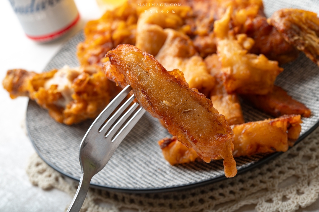 【基隆美食】鮮樂炸雞 基隆總店～基隆在地人都推薦的高人氣炸雞專賣店，必點獨家小卷天婦羅、脆皮雞排。基隆信義區美食、基隆廟口夜市美食