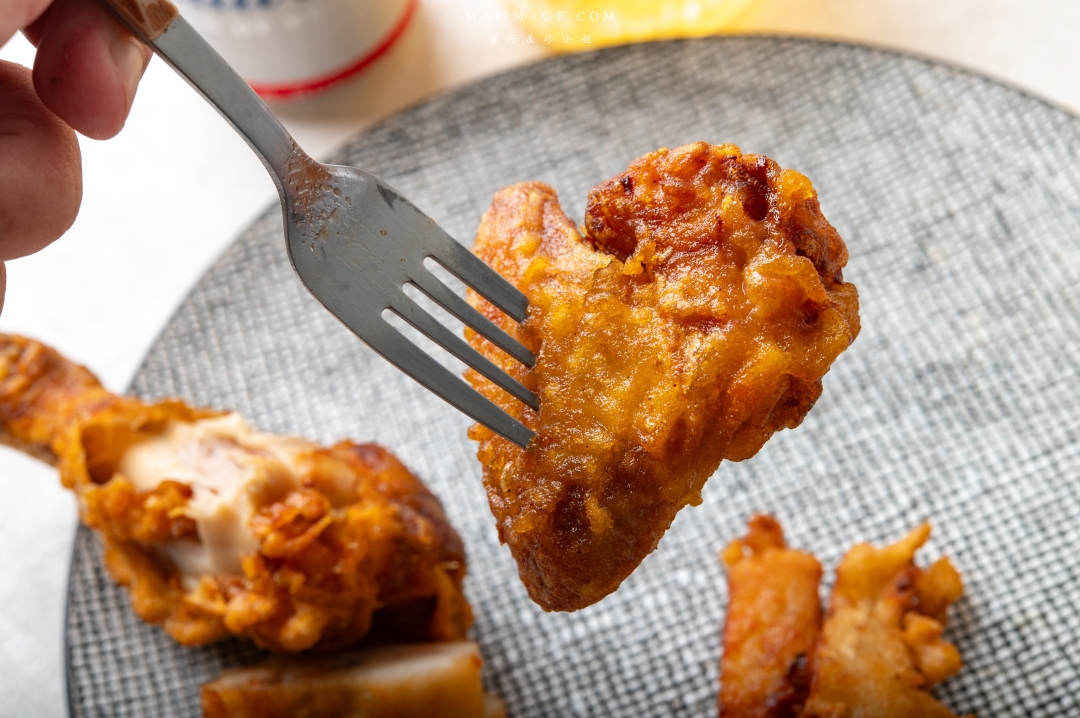 【基隆美食】鮮樂炸雞 基隆總店～基隆在地人都推薦的高人氣炸雞專賣店，必點獨家小卷天婦羅、脆皮雞排。基隆信義區美食、基隆廟口夜市美食