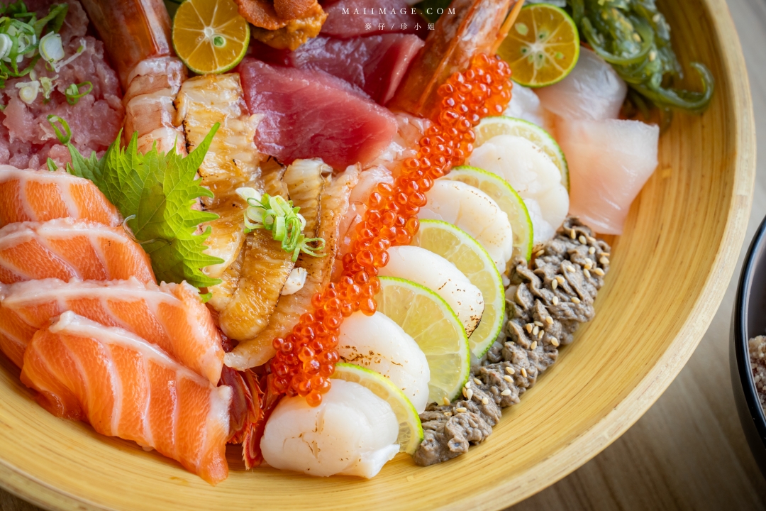 【三峽美食】鯓丼～三峽老街必訪的刺身丼飯專賣店！不只生魚片強他們的關東煮跟丼飯也夠水準。