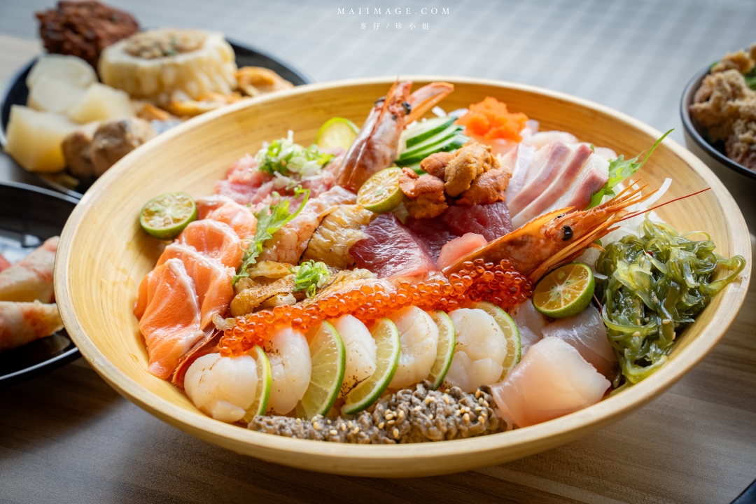【三峽美食】鯓丼～三峽老街必訪的刺身丼飯專賣店！不只生魚片強他們的關東煮跟丼飯也夠水準。
