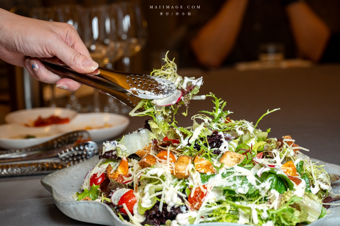 【台北美食】Anju Taipei～台北信義區最新開幕韓式餐酒館！台北101正對面聖誕節跨年約會餐廳推薦、捷運台北101站美食