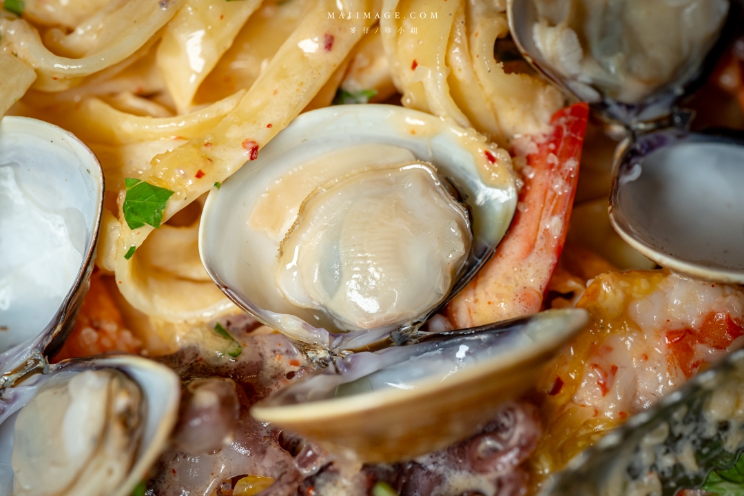 【台北美食】Anju Taipei～台北信義區最新開幕韓式餐酒館！台北101正對面聖誕節跨年約會餐廳推薦、捷運台北101站美食