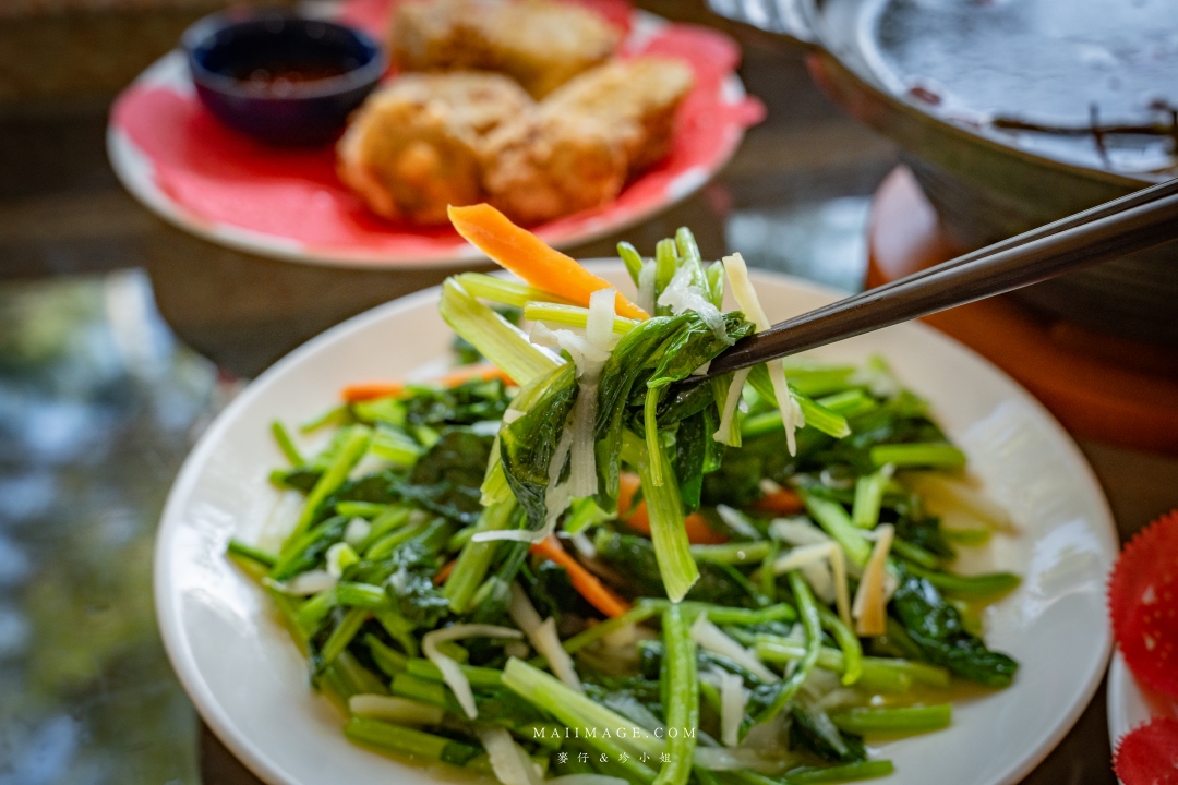 【嘉義美食】佳鶯風味餐～嘉義中埔阿母ㄟ手路菜，嘉義古早味餐廳推薦，網路高評價的古早味料理！必點苦茶油G、三杯芋仔蕃薯、古早味肉捲