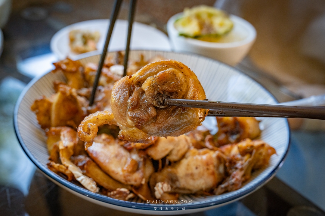 【嘉義美食】佳鶯風味餐～嘉義中埔阿母ㄟ手路菜，嘉義古早味餐廳推薦，網路高評價的古早味料理！必點苦茶油G、三杯芋仔蕃薯、古早味肉捲