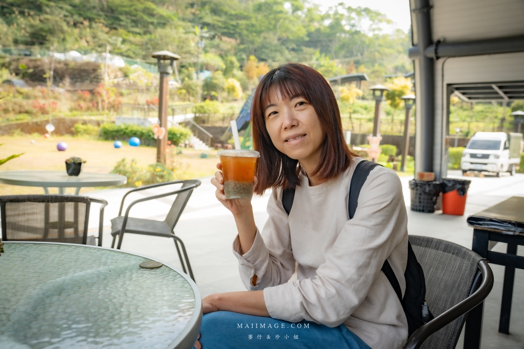 【嘉義散策】嘉義阿里山兩天一夜行程懶人包~ 台版合掌村『得恩亞納社區』、佳鶯風味餐館、井頂咖啡莊園茗茶、觀音瀑布、公興森態園區、奮起湖 【嘉義散策】嘉義阿里山兩天一夜行程懶人包~ 台版合掌村『得恩亞納社區』、佳鶯風味餐館、井頂咖啡莊園茗茶、觀音瀑布、公興森態園區、奮起湖