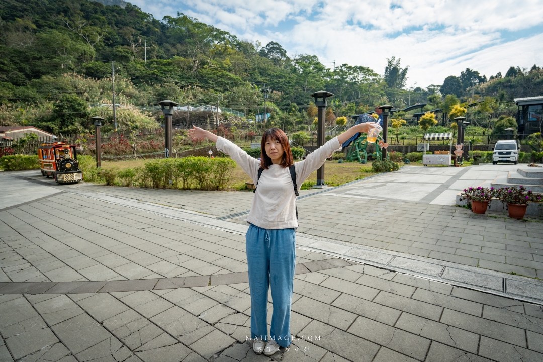 【嘉義散策】嘉義阿里山兩天一夜行程懶人包~ 台版合掌村『得恩亞納社區』、佳鶯風味餐館、井頂咖啡莊園茗茶、觀音瀑布、公興森態園區、奮起湖 【嘉義散策】嘉義阿里山兩天一夜行程懶人包~ 台版合掌村『得恩亞納社區』、佳鶯風味餐館、井頂咖啡莊園茗茶、觀音瀑布、公興森態園區、奮起湖