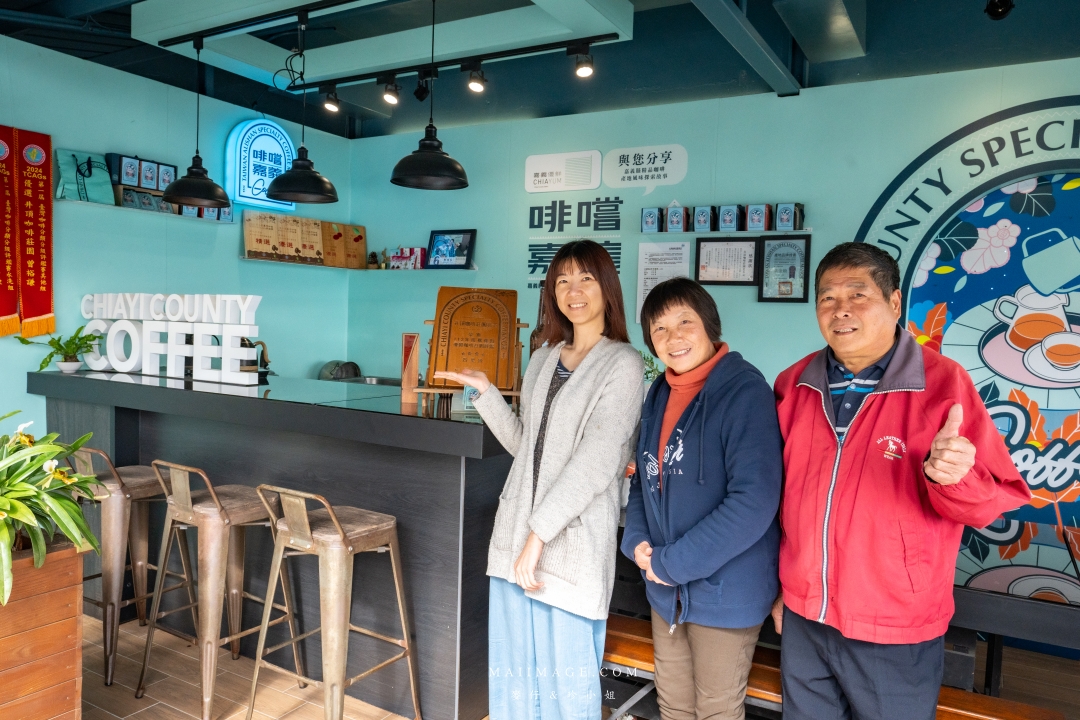 【嘉義散策】嘉義阿里山兩天一夜行程懶人包~ 台版合掌村『得恩亞納社區』、佳鶯風味餐館、井頂咖啡莊園茗茶、觀音瀑布、公興森態園區、奮起湖 【嘉義散策】嘉義阿里山兩天一夜行程懶人包~ 台版合掌村『得恩亞納社區』、佳鶯風味餐館、井頂咖啡莊園茗茶、觀音瀑布、公興森態園區、奮起湖