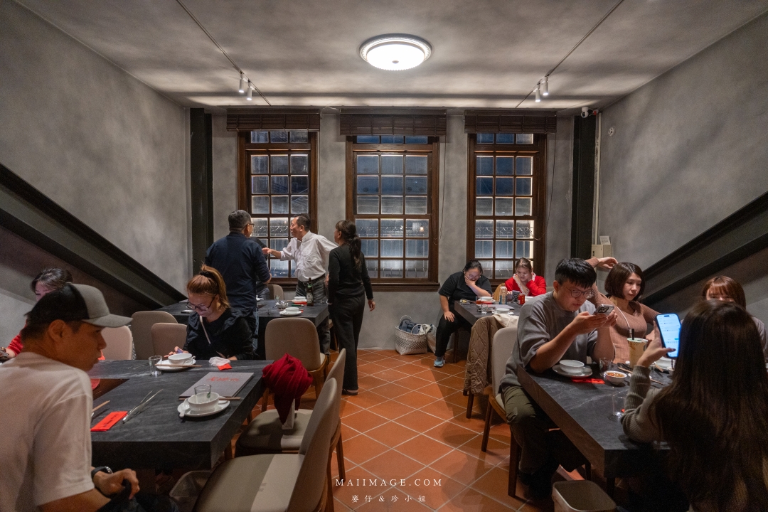 【台北美食】老撈麻辣鍋-順天外科醫院大稻埕店|AI教父黃仁勳麻辣鍋愛店,二店在大稻埕迪化街插旗!大同區美食推薦 【台北美食】老撈麻辣鍋-順天外科醫院大稻埕店|AI教父黃仁勳麻辣鍋愛店,二店在大稻埕迪化街插旗!大同區美食推薦