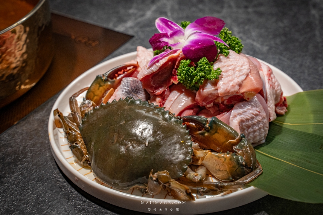 【台北美食】老撈麻辣鍋-順天外科醫院大稻埕店|AI教父黃仁勳麻辣鍋愛店,二店在大稻埕迪化街插旗!大同區美食推薦 【台北美食】老撈麻辣鍋-順天外科醫院大稻埕店|AI教父黃仁勳麻辣鍋愛店,二店在大稻埕迪化街插旗!大同區美食推薦