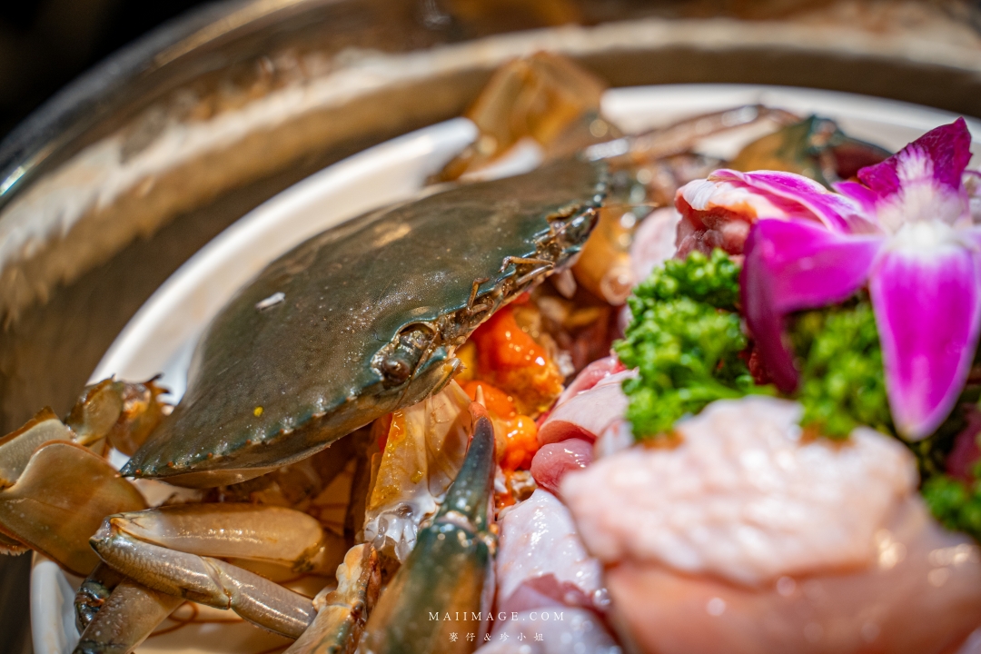 【台北美食】老撈麻辣鍋-順天外科醫院大稻埕店｜AI教父黃仁勳麻辣鍋愛店，二店在大稻埕迪化街插旗！大同區美食推薦