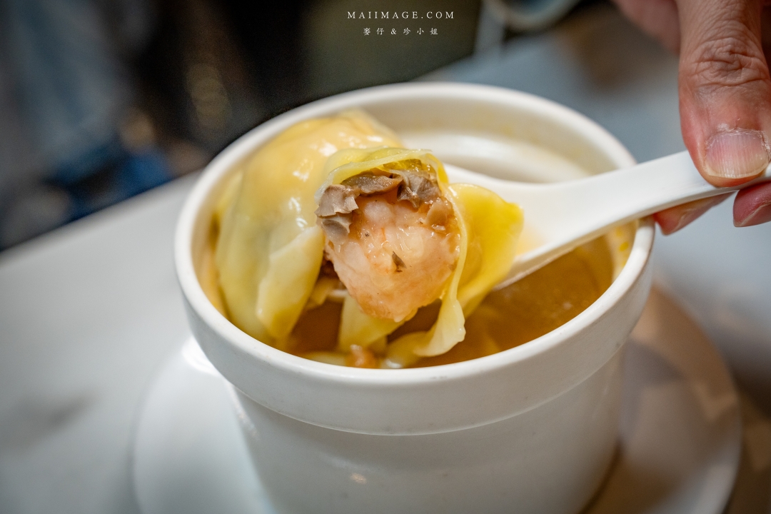 【桃園美食】檀島香港餐廳～來這吃停車免費，老闆請你吃港式茶餐廳！大江購物中心必吃美食、青埔美食推薦