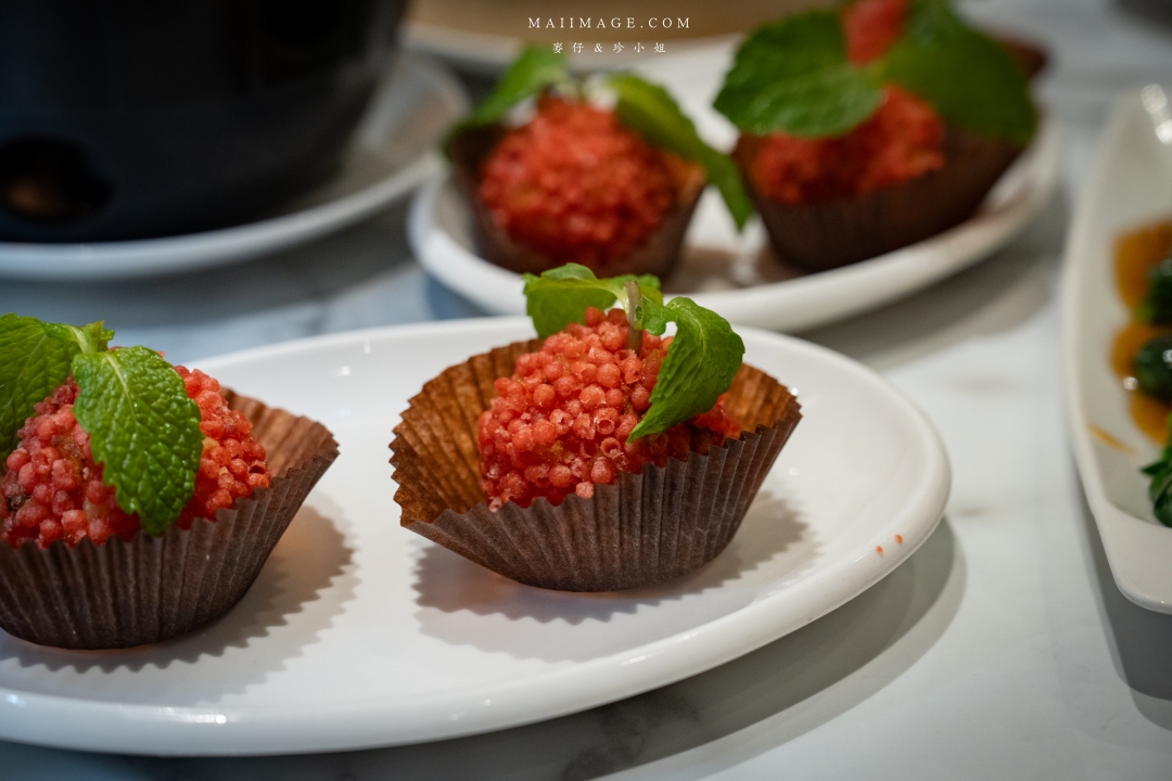 【桃園美食】檀島香港餐廳～來這吃停車免費，老闆請你吃港式茶餐廳！大江購物中心必吃美食、青埔美食推薦