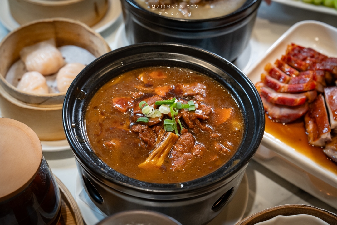 【桃園美食】檀島香港餐廳～來這吃停車免費，老闆請你吃港式茶餐廳！大江購物中心必吃美食、青埔美食推薦