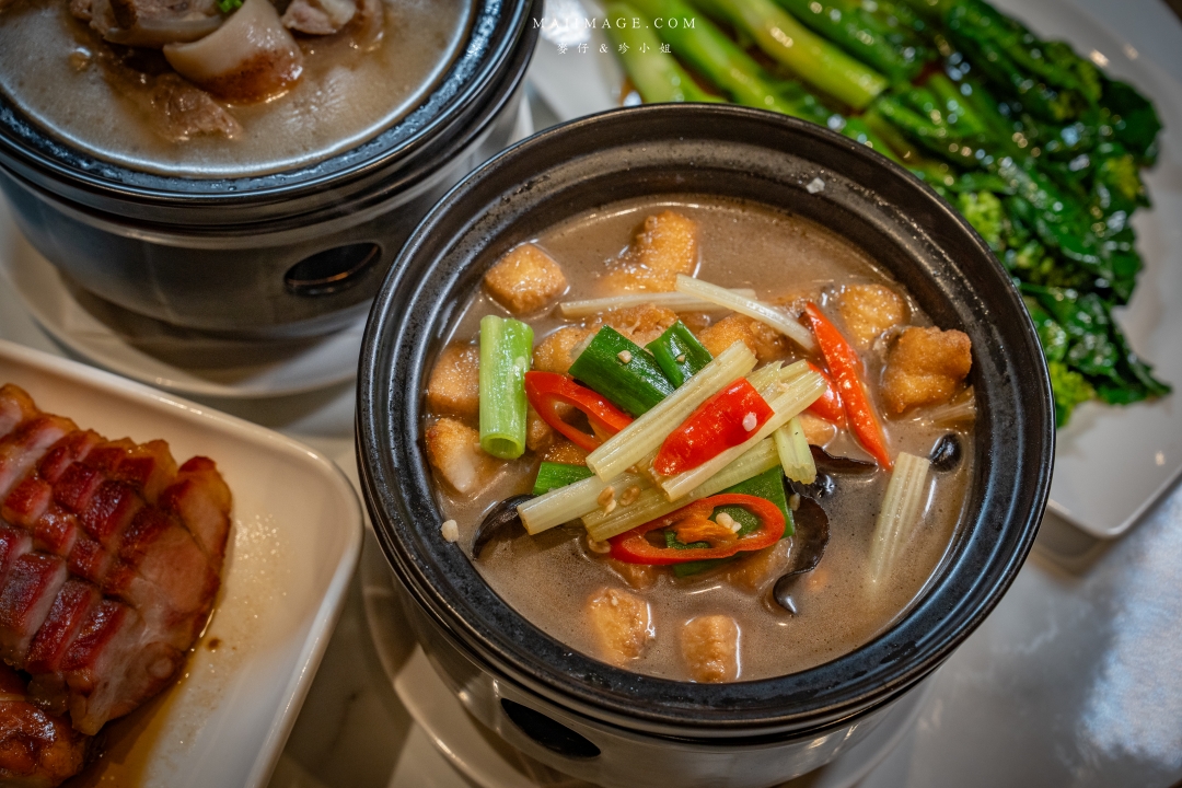 【桃園美食】檀島香港餐廳～來這吃停車免費，老闆請你吃港式茶餐廳！大江購物中心必吃美食、青埔美食推薦